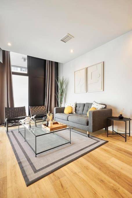 Gran Via Style Apartment Madrid Ngoại thất bức ảnh